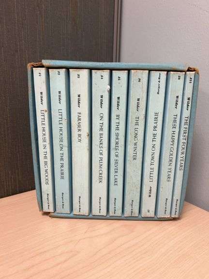 Complete Set of Laura Ingalls Wilder Little House Books Harper Trophy 1971 With Box Carth Williams I