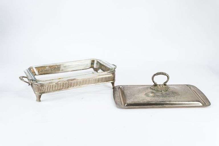 A Vintage Silver-Plated Casserole Holder!
