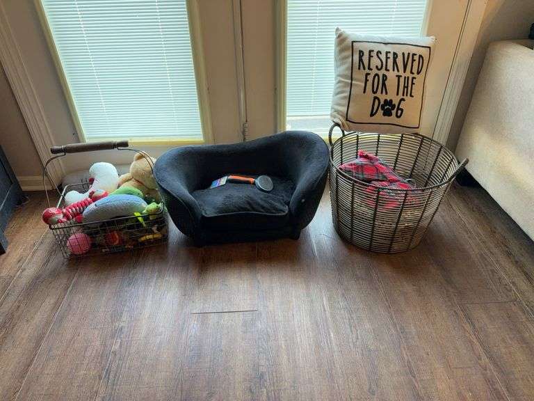 Pet Bed, Toys & Storage Basket