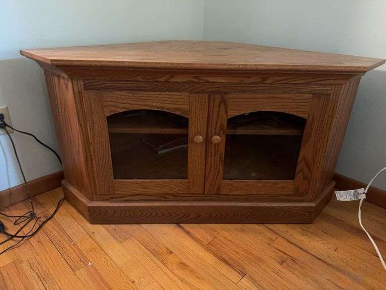 Oak Entertainment Stand