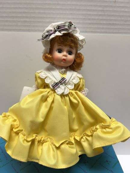 Madame Alexander "Curly Locks"Original Box, Tag, Yellow Dress And Accessories, USA Made