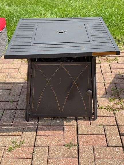 Outdoor Patio Fire Pit Table
