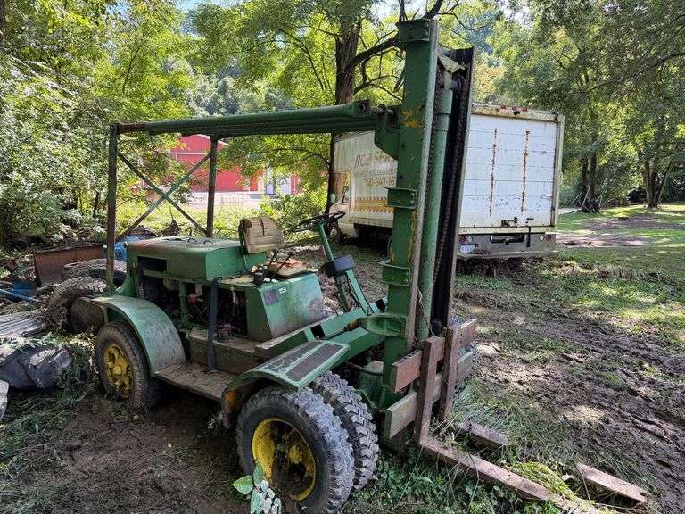 Clark forklift