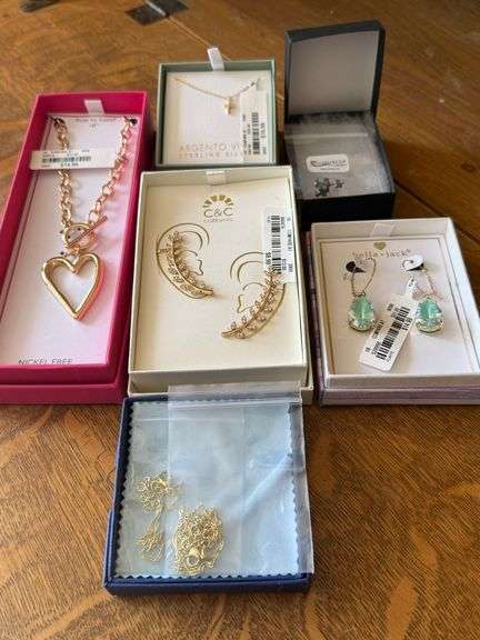NIB Jewelry