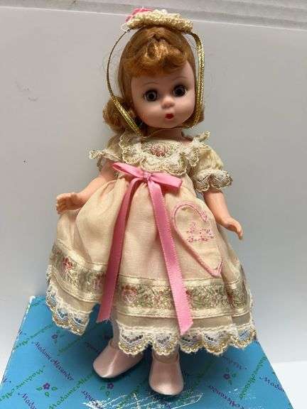 Madame Alexander Doll "Love" CU Gathering 1994 With Certificate, Box, Collector’s