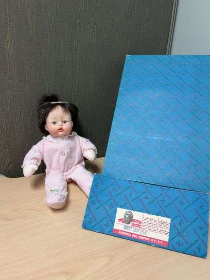Madame Alexander "Little Huggums" Sweet Baby 3630 Doll, Blue Eyes, Brunette Hair, Original Box & Tag