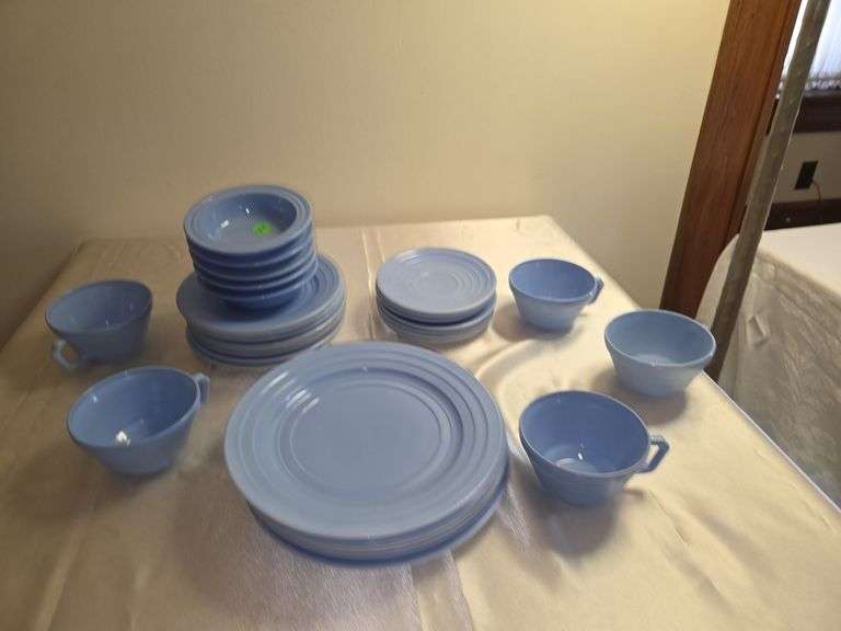 Moderntone Dishes, Blue 31 pcs