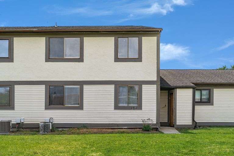 2325 Laurelwood Drive, Columbus, Ohio 43229 - Reserve: $75,000