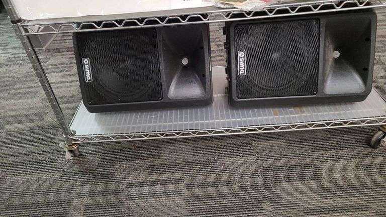 Sima XL-SPI0 Active Speaker Systems, 10" Woofer, 1.35" Horn, Bottom Shelf of 2nd Cart, 240W, Multipl