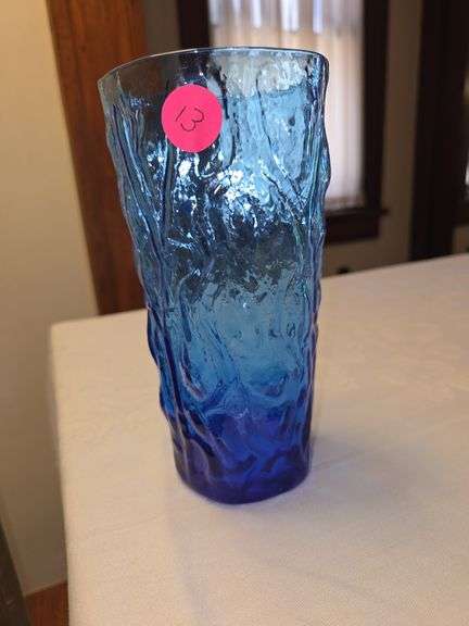 Morgantown/Seneca crinkle glass Blue - 7":