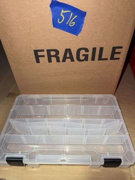 Designated Box Box of plastic organizers - Auction Ohio