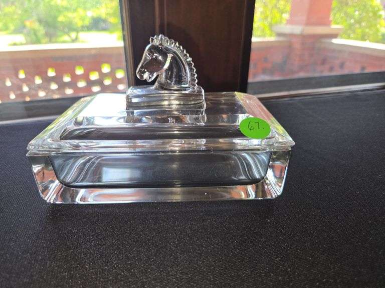 HEISEY LARGE CiGARETTE HORSEHEAD BOX
