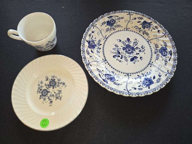 Johnson Bro. "Indies - 1 Dinner, Plate, Dessert, 1 cup