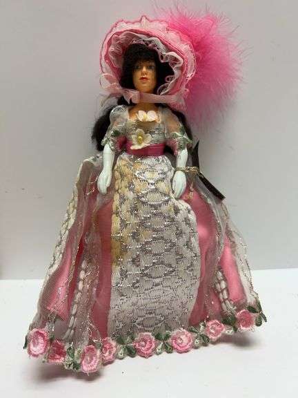 Peggy Nisbet Model P/461 Josephine Beauharnais Doll