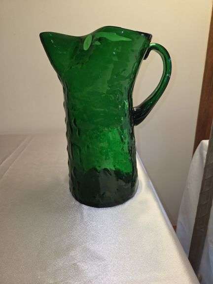 Morgantown/ Seneca Green Pitcher 11" crinkle glass