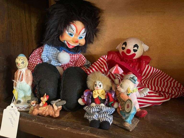 Collection of Vintage Clown Dolls and Figurines Apexx Auctions