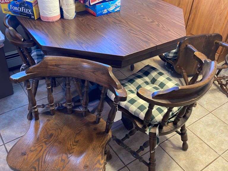 Richardson Brothers Octagonal Dining Table with Six Chairs and Two Leaves