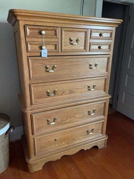 Pennsylvania House Five-Drawer Dresser - Needs Cleaned