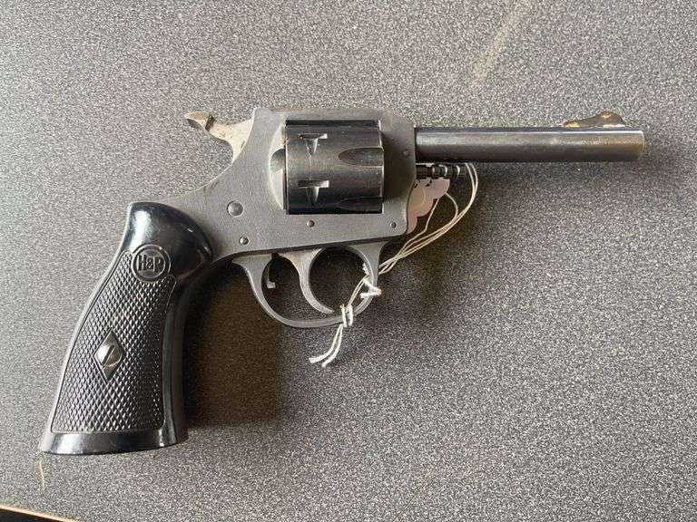H&R Model 622 .22 Revolver with Holster