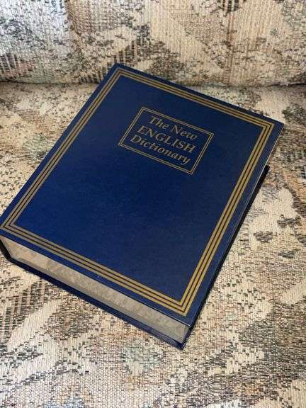 Dictionary Box Dictionary Lock Box - Apexx Auctions