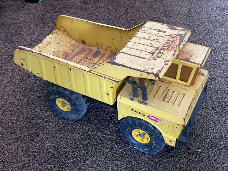 Vintage Tonka Metal Dump Truck