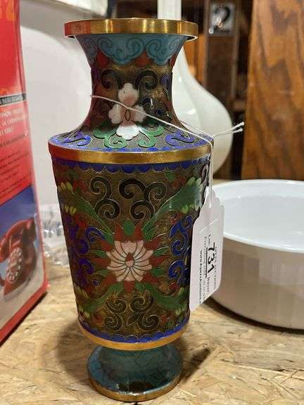Cloisonne Style Décorative Vase