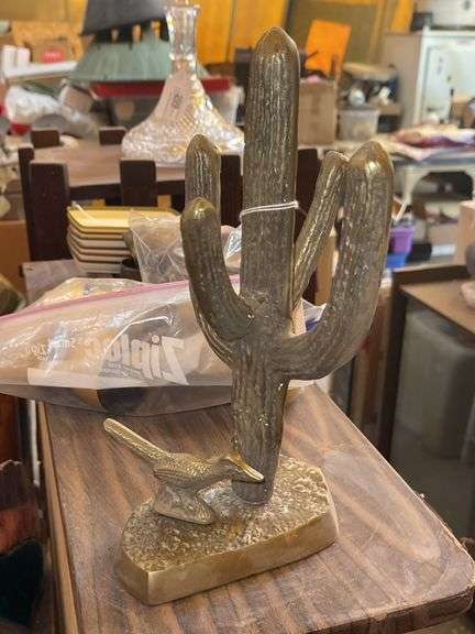 Saguaro and Roadrunner Statuette