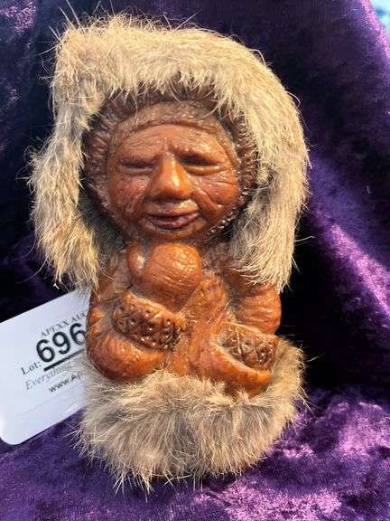 Vintage Nuni Alaska Eskimo Doll