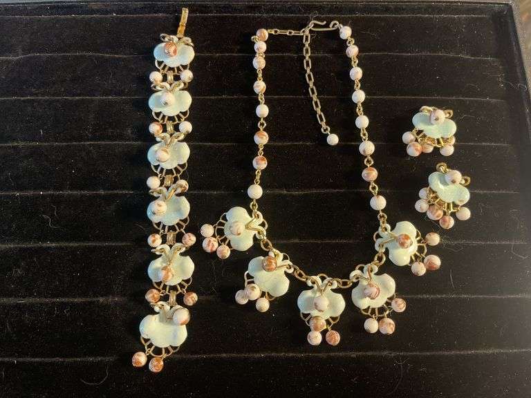 Unique Jewelry Set