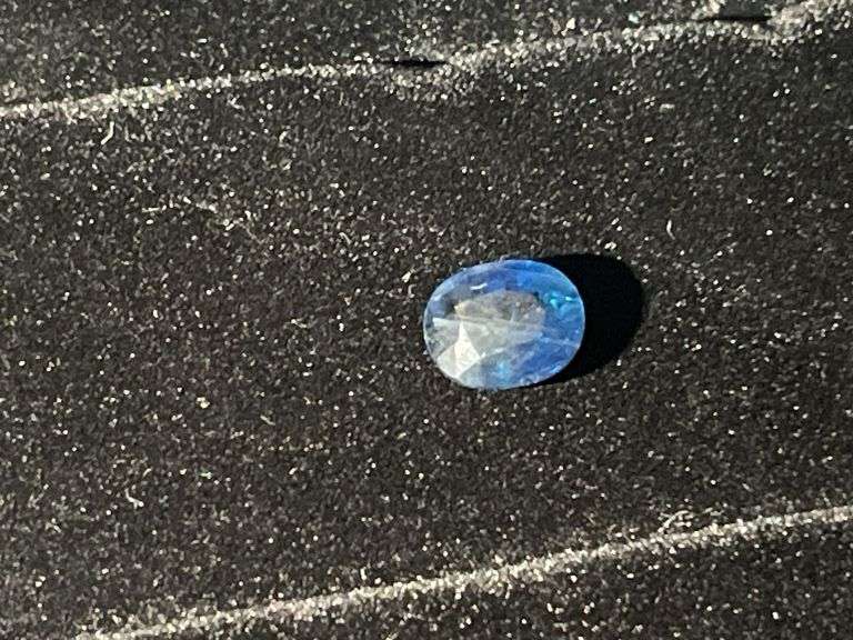 Deep Blue Sapphire - 1.62ct