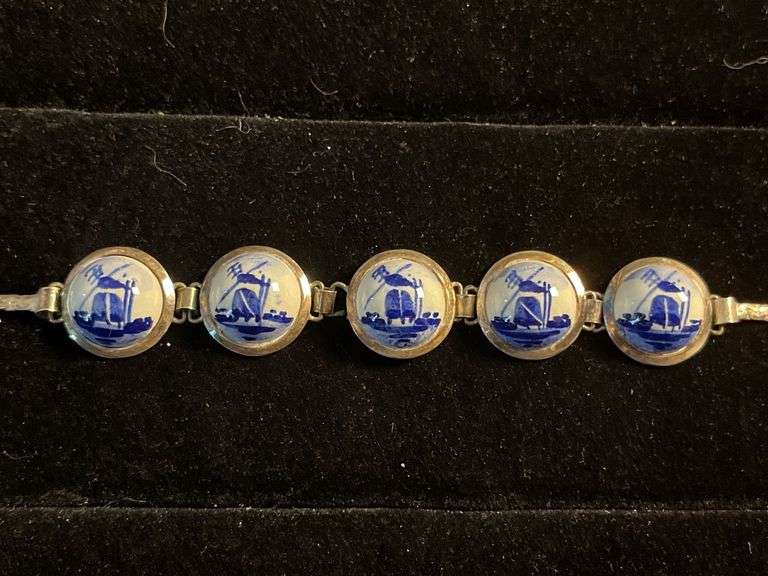 Delft Windmills on Porcelain Bracelet