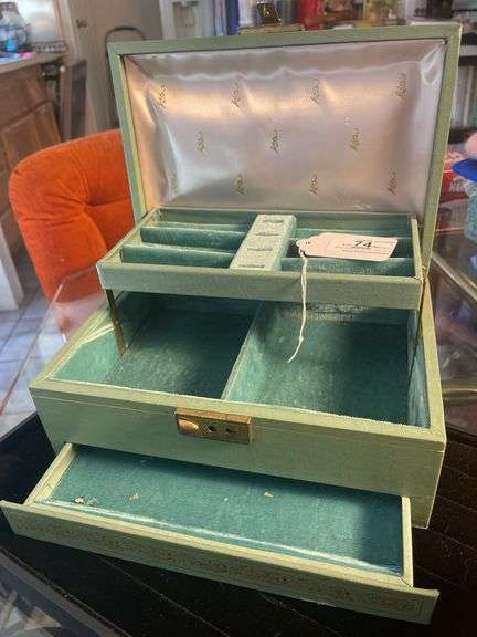 Vintage Jewelry Box