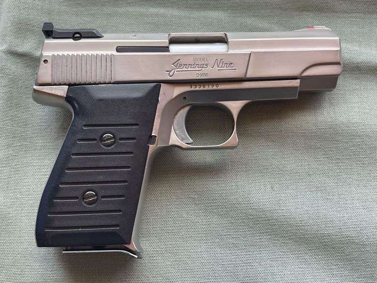 Bryco Jennings Nine 9mm Pistol