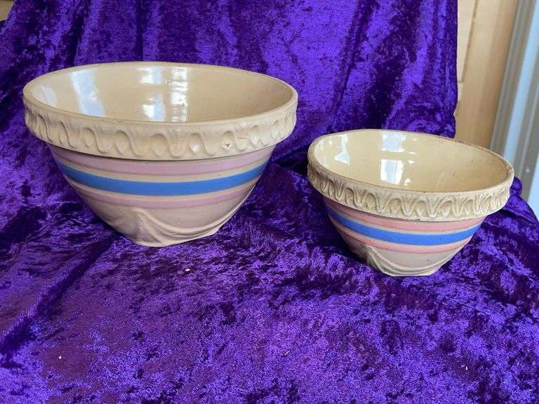 Pair of Vintage Yelllow Ware Nesting Bowls