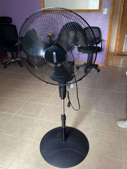 Utilitech Oscillating Floor Fan