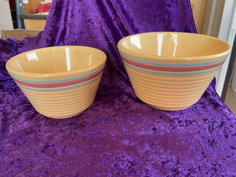Two Watt Nesting Bowls