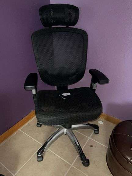 Mesh Office Chair with Neck Suport