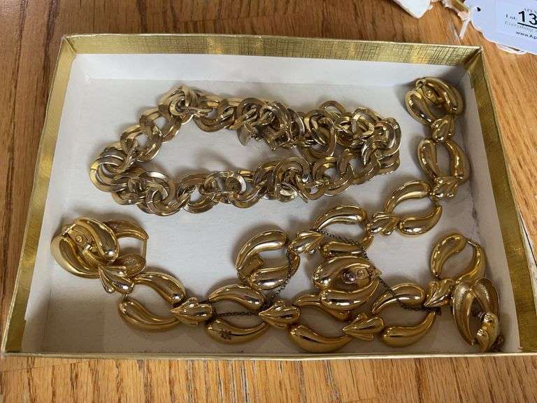 Gold Tone Jewelry Pieces