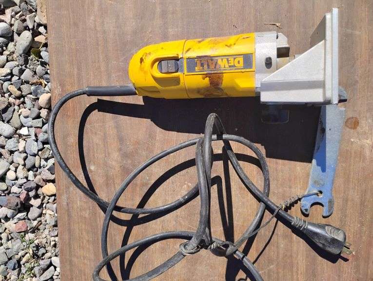DeWalt Compact Router