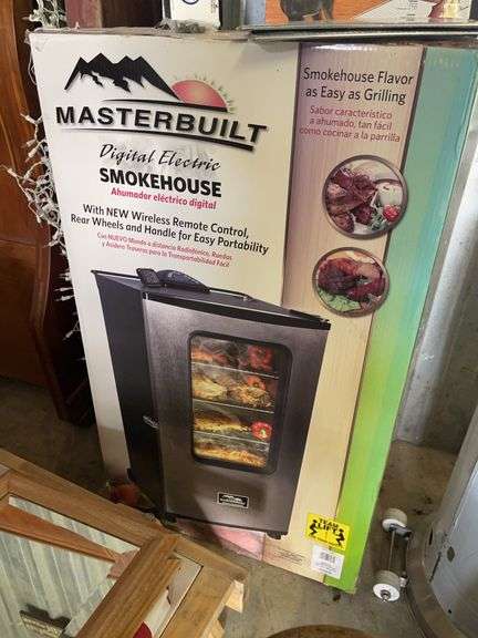 Masterbuilt Digital Electric Smokehouse - New in Box