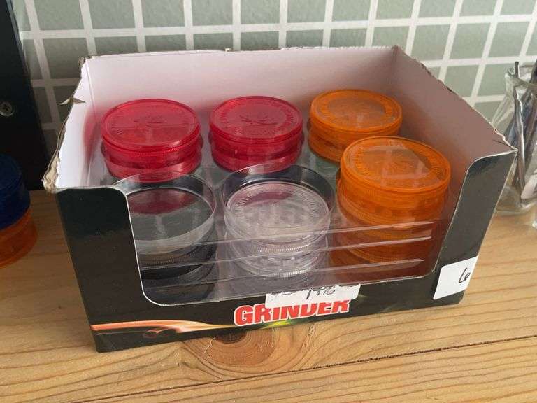 Plastic Bud Grinders