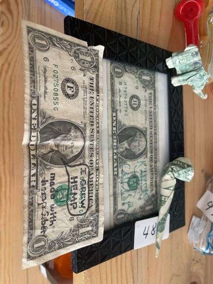 Fashionable Monies