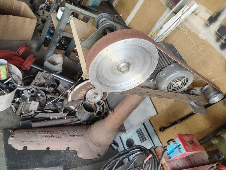 Belt Grinder with GE Motor and Four Extra Belts