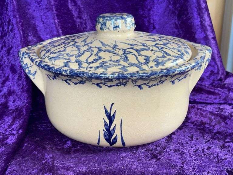 Vintage Roseville Spongeware Lidded Bean Pot