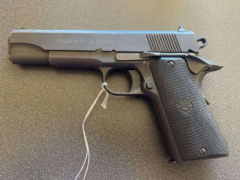 Llama 9mm Parabellum with Case