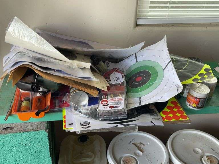 Targets and Cleaning Kits