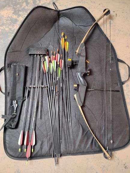 Darton SL50 Bow, With Whisker Biscuit Rest, Trophy Ridge Sight, 10 Carbon Express Terminator, 4 Vapor Carbon Arrows, 5 Muzzy 100 Broad heads, Release, Quiver and Case
