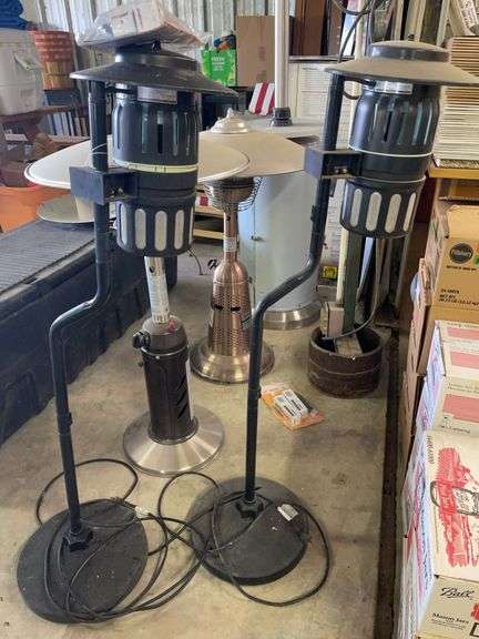 Freestanding Insect Traps for Patio