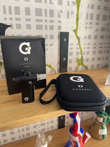 G-Pen Vaporizer with Case