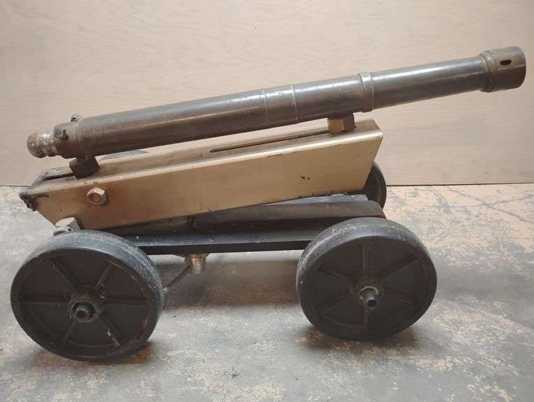 Cannon, Privately Fabricated, Fully Operational